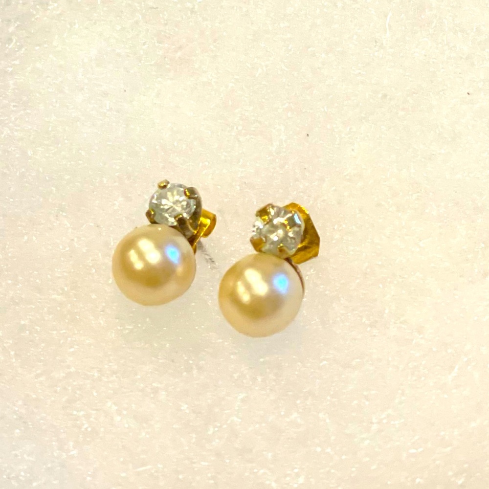 14k gold vermeil pearl stud earring w/ crystal